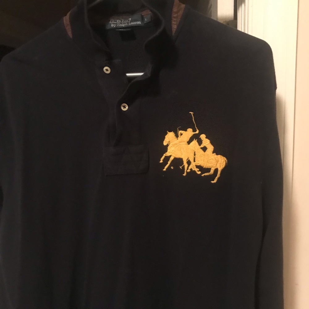 Polo shirts and long sleeves